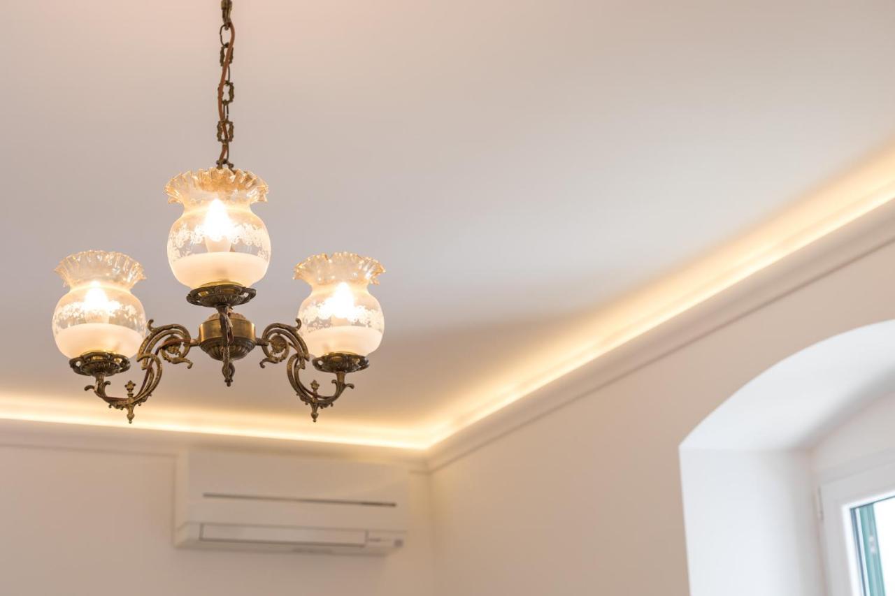 Maniva Old Town Luxury Rooms - Prime Spot By Riva Promenade Split Exterior foto